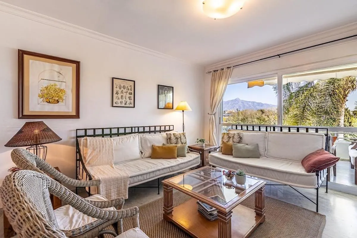 3 Habitaciones - Guadalmina Baja location